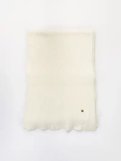 Шарф с декоративной нашивкой в ассортименте